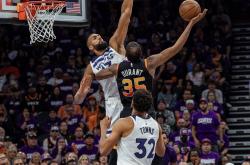 开云体育官网-比勒费尔德逼平多特蒙德，展现强大抗击能力的简单介绍