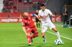 开云体育下载-尼姆客场抵挡住对手攻势，保持不败