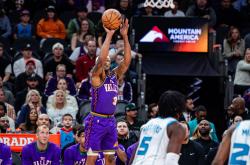 开云体育下载-黄蜂碾压土耳其男篮，麦科勒姆一己之力扛起全队的简单介绍