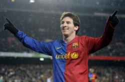 开云官方app入口-约基奇爆发诠释MVP价值，尼克斯铁血防守锁死76人进攻命脉