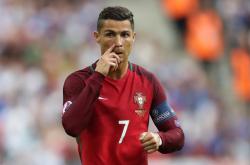 开云体育APP下载-保罗末节19分导演逆转狂潮，快船三节打卡提前终结浙江悬念