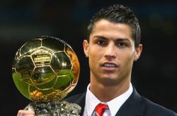 开云足球直播-久保建英爆发，苏格兰血拼新西兰，亚洲新星的全球回响