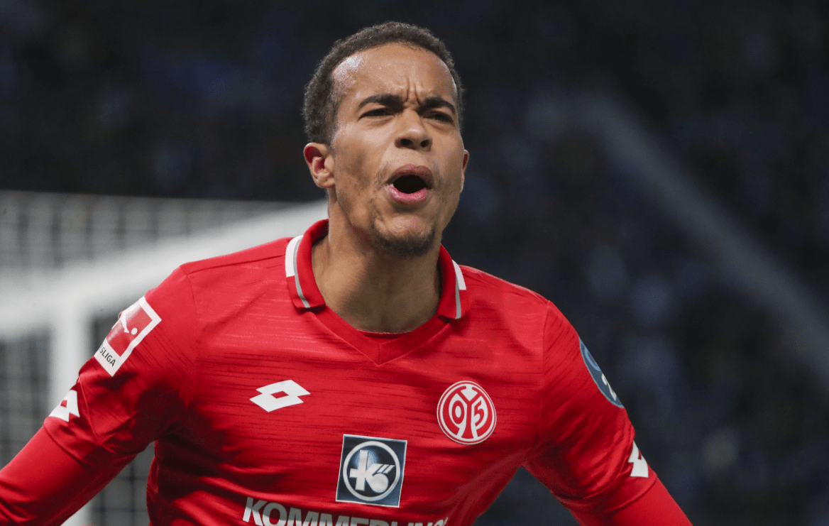 勒沃库森轻取日本,加维高光表现 勒沃库森轻取日本,加维高光表现