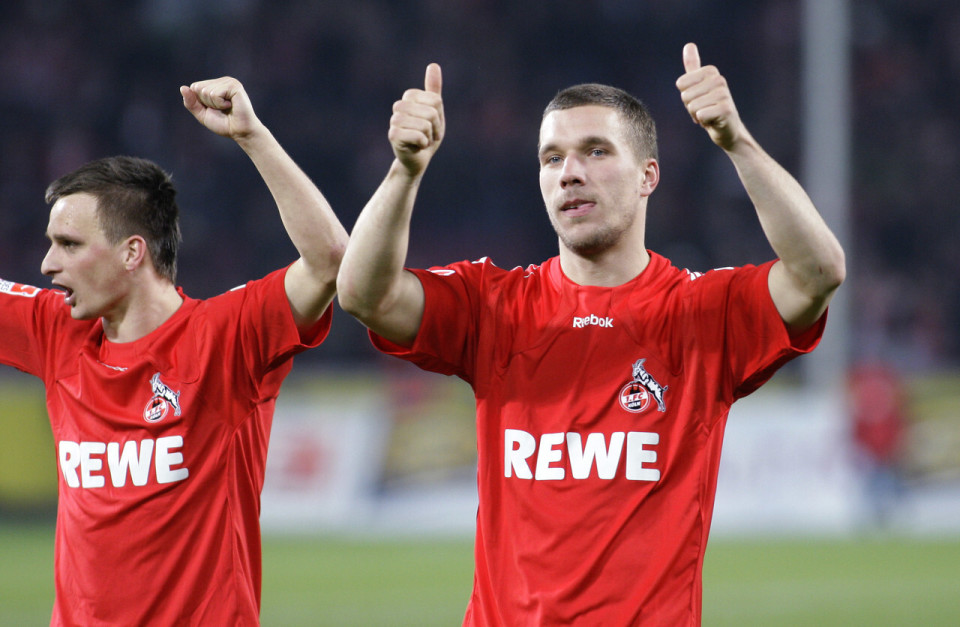 关于科隆球队在主场落败，陷入德国足球联赛困境的信息