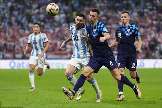 丹麦力克阿根廷，罗本统治全场的简单介绍