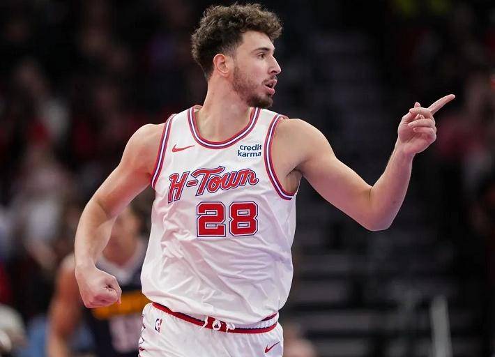 塞尔维亚男篮轻取国王，特雷杨打破历史纪录