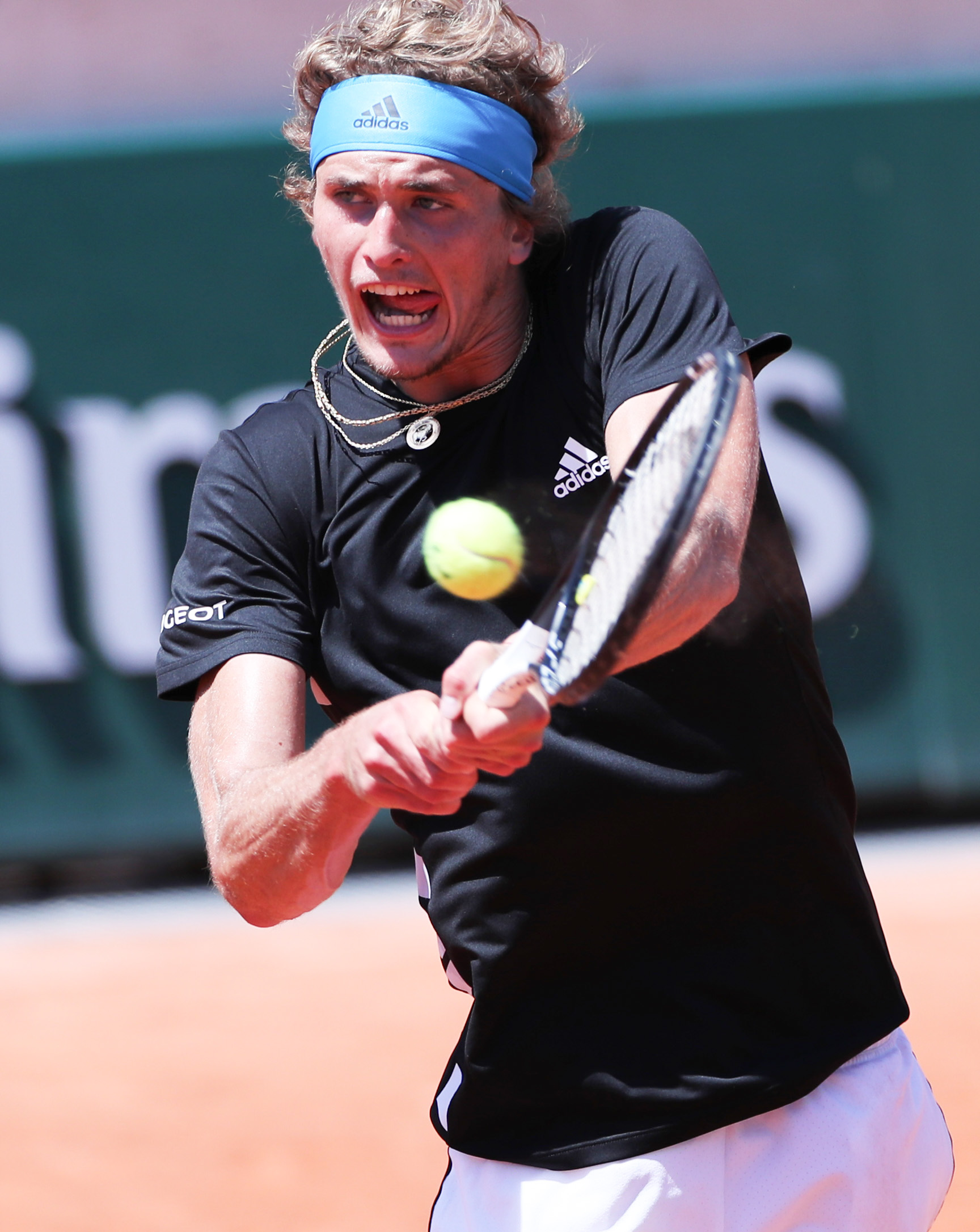 关于欧洲网球队力克德国网球队，兹维列夫惊艳世界的信息