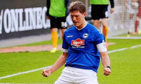 比勒费尔德逼平多特蒙德，展现强大抗击能力的简单介绍