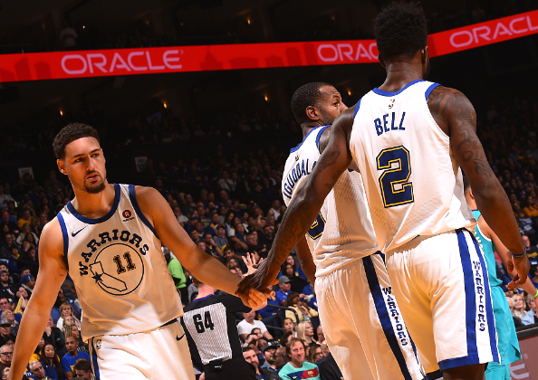 黄蜂成功逆袭,主场豪取胜利的简单介绍 黄蜂成功逆袭,主场豪取胜利的简单介绍