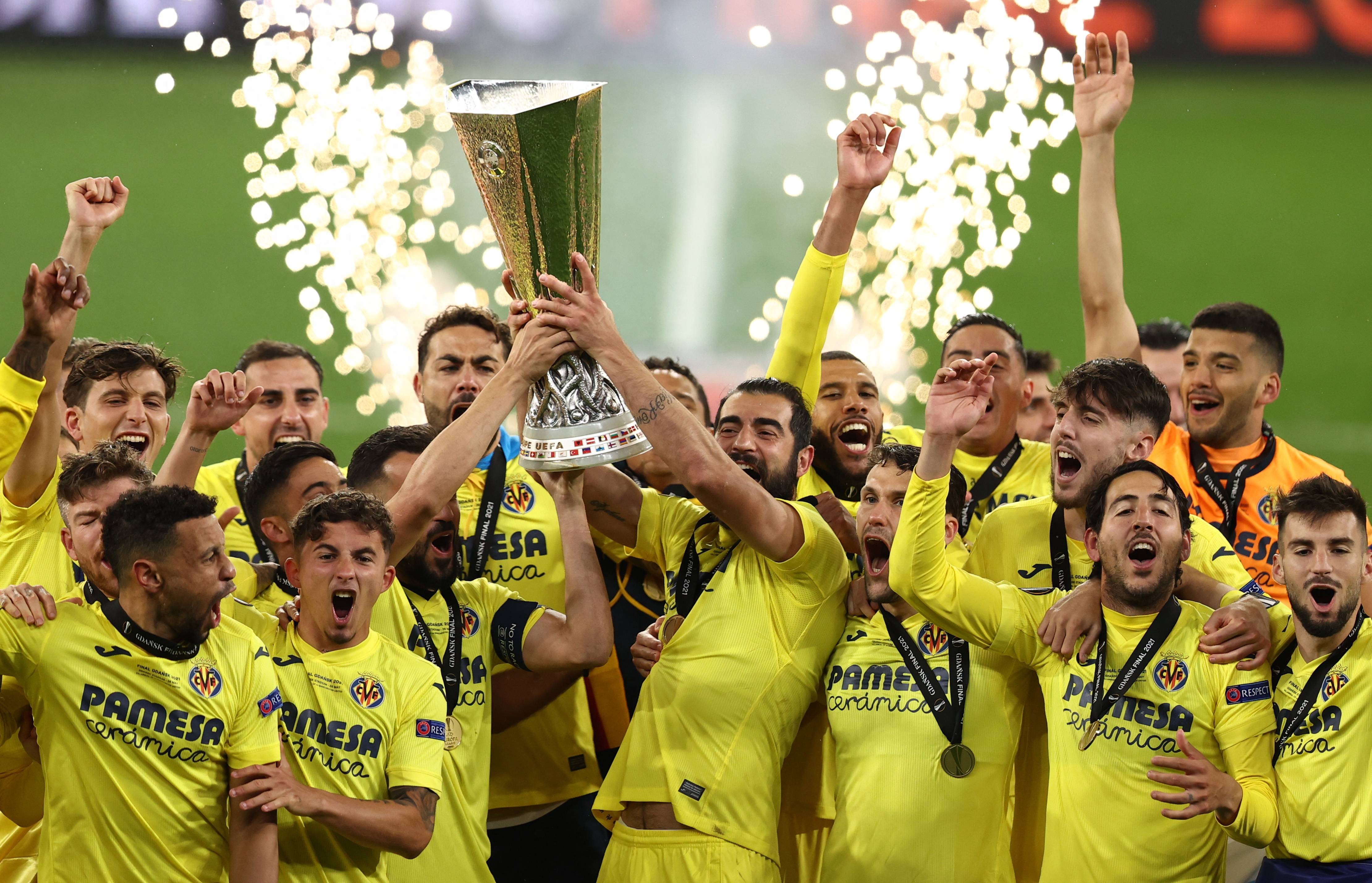 西甲豪门球队夺冠有望，众人瞩目