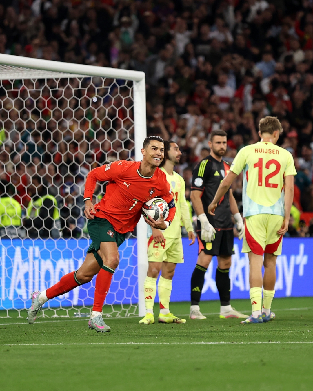 关于欧冠赛事备战全面启动，球队展现凶猛实力！的信息