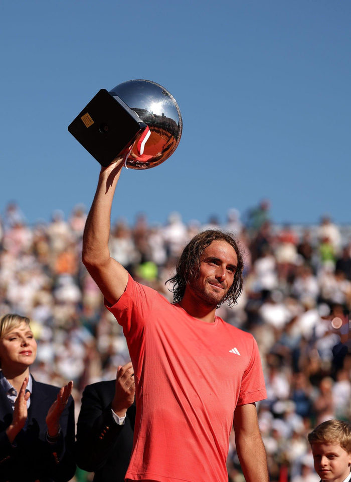 美网完胜联合杯，西西帕斯刷新纪录