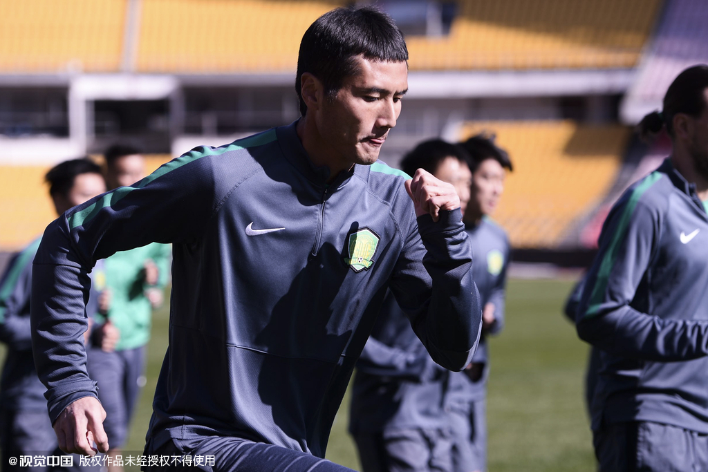 球队握紧拳头,积极备战下一场较量的简单介绍 球队握紧拳头,积极备战下一场较量的简单介绍