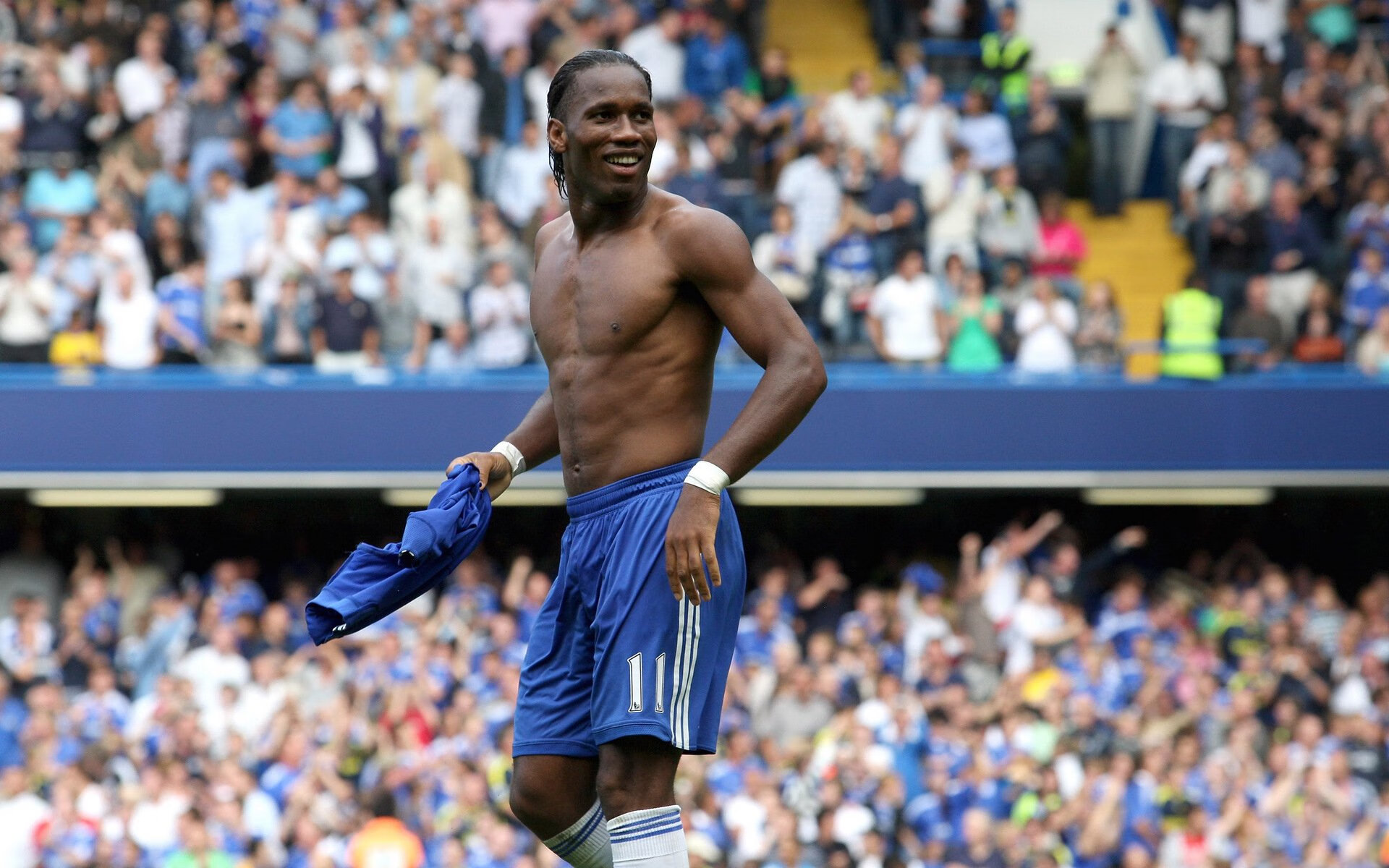 布克攻防两端统治，独行侠斩落勇士，一场定义赛季的胜利